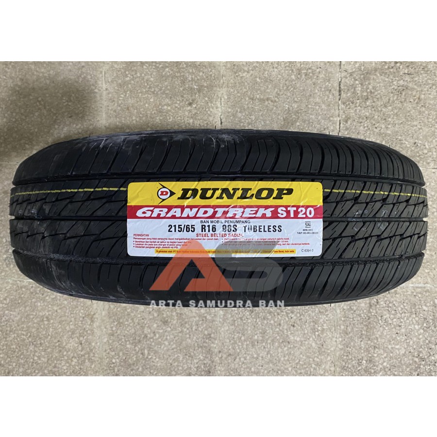 Ban Dunlop Grandtrek ST 20 ST20 215 / 65 R 16 R16