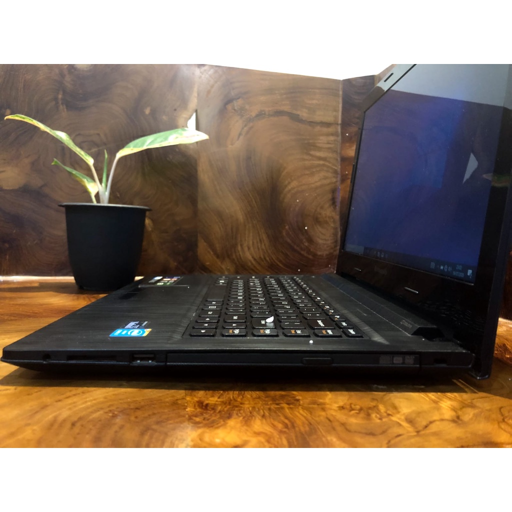 LAPTOP TERLARIS LENOVO G40-70 20369 I Intel Core™ i3-4010U BERGARANSI