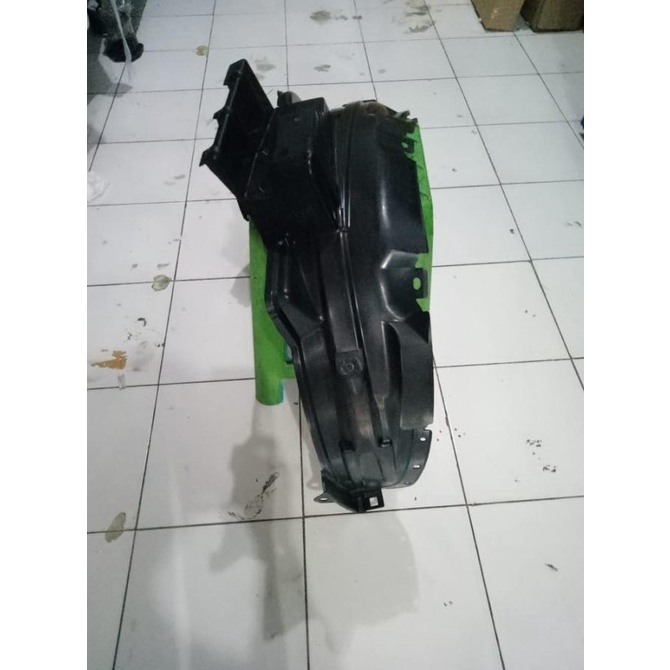 Liner Fender Kanan Avanza Xenia 53875-Bz270 Tahun 2017/2018