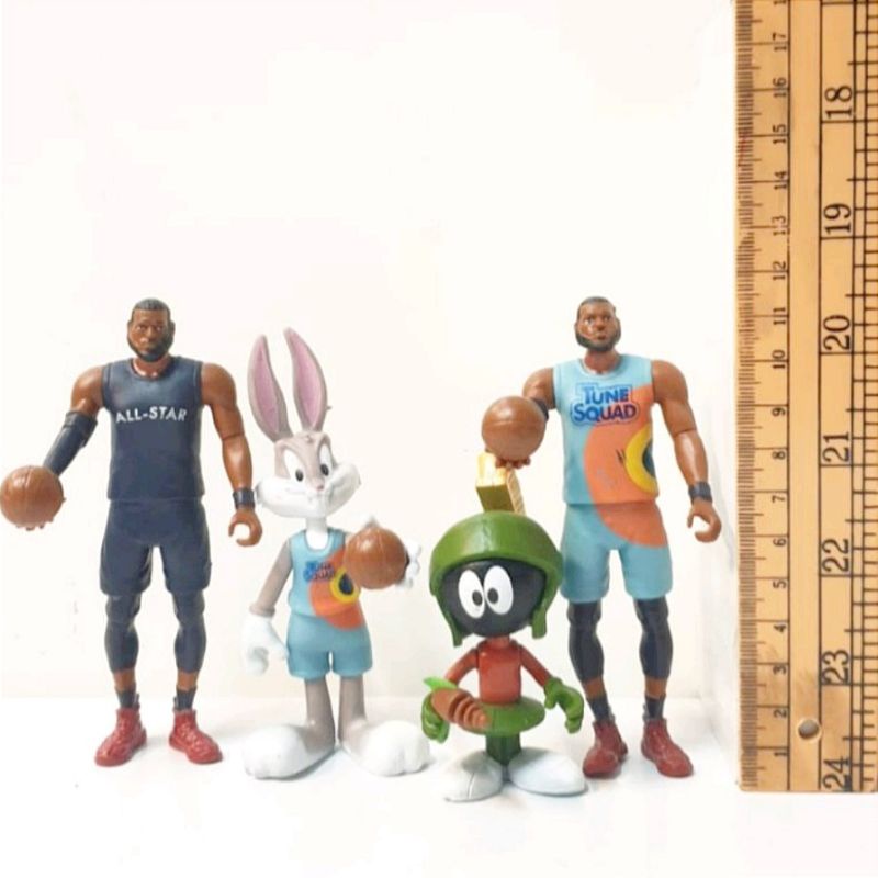 Action Figure Space Jam Lebron James Bugs Bunny Marvin set isi 4