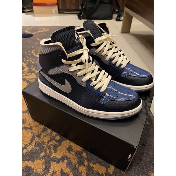 Air Jordan 1 Mid Se Craft Obsidian