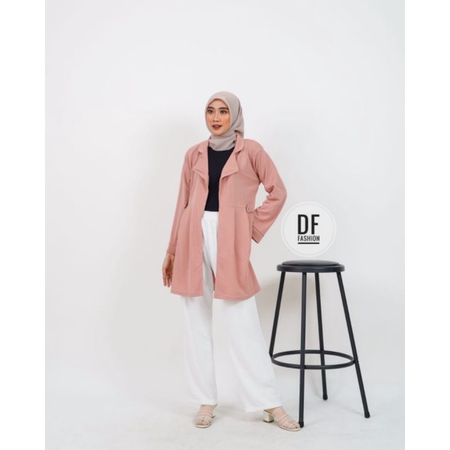 Outer Wanita / ModeL Skoder