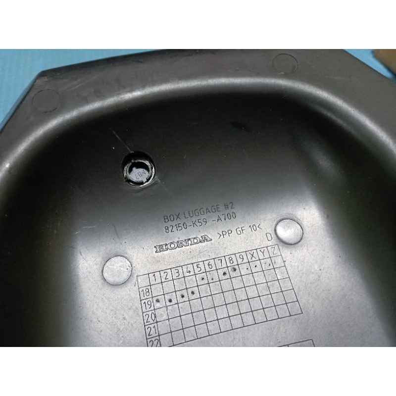 BOX BAGASI BOX LUGGAGE ALL NEW VARIO 125 150 LED 2018 2020 KEYLESS ORI K59