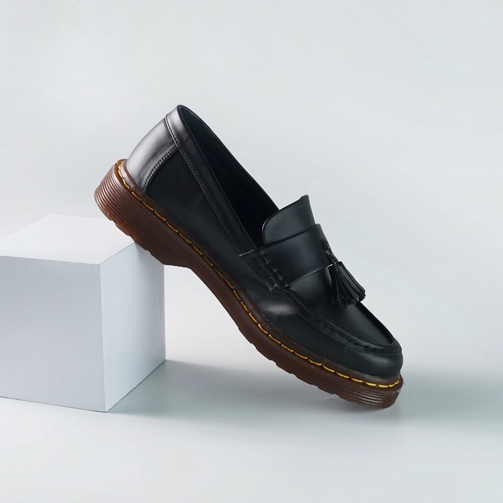 ZIGGY BLACK ORIGINAL x JACK Sepatu Loafers Hitam Pria Slip On Formal Casual Kerja Kantor Slop Resmi Kantoran Pesta Wedding Kondangan Nikah Selop Jalan Santai Hangout Kuliah Modern Penny Loafer Semi Kulit Premium Footwear Keren Terbaru Kekinian Branded