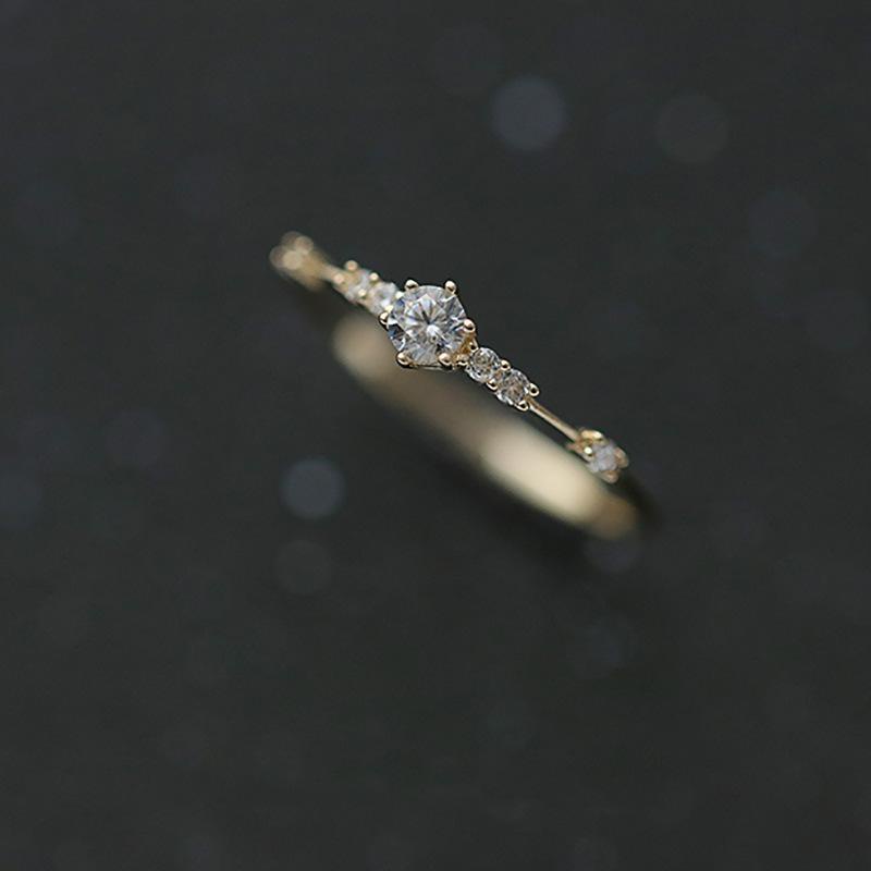 Cincin Stainless Wanita Solitere dengan 7 Titik Anti Karat