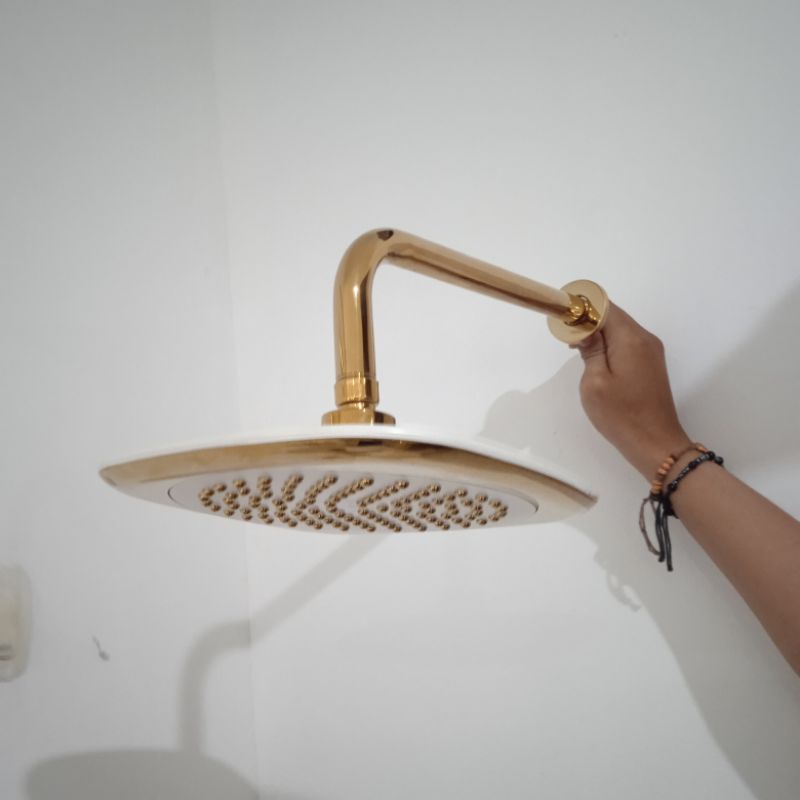 Terbaru Wall shower 8 inch Gold White Shower Only 8261