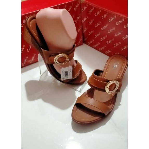 sandal heels wanita merk calbi