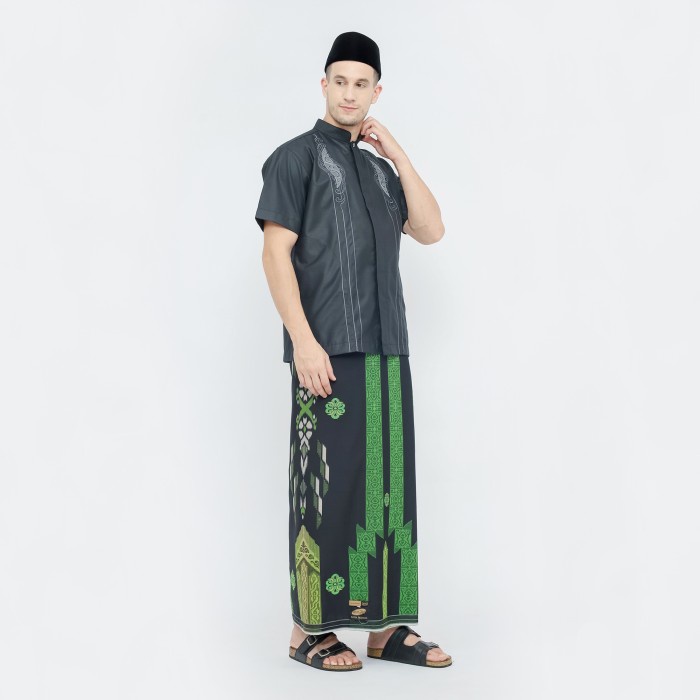 Sarung ATLAS Super Premium 975 A9 JGF Hitam Hijau