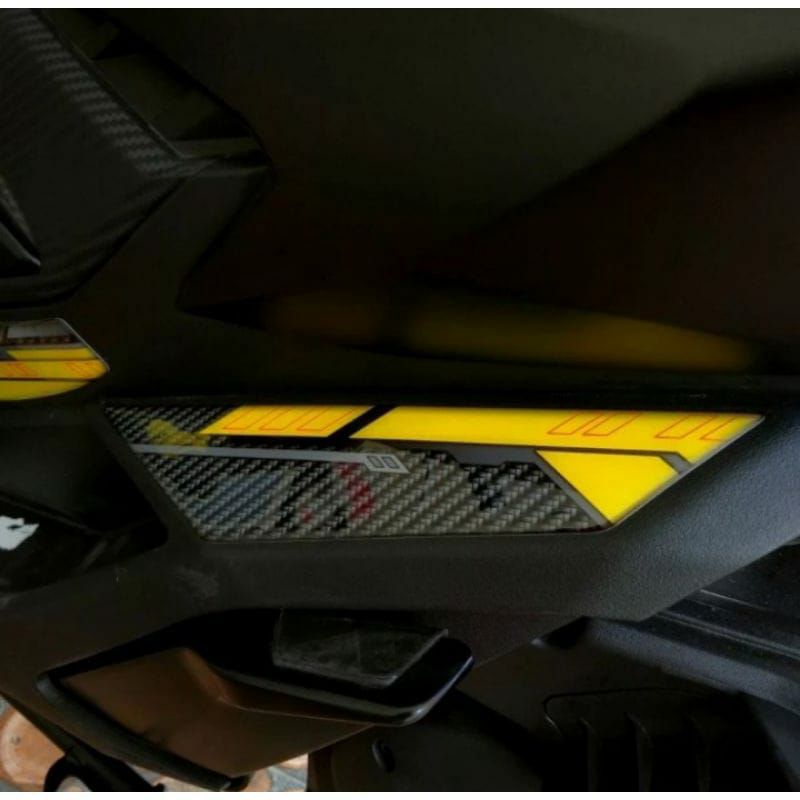 Sticker Resin timbul Footstep for APRILIA SR-GT200 Premium