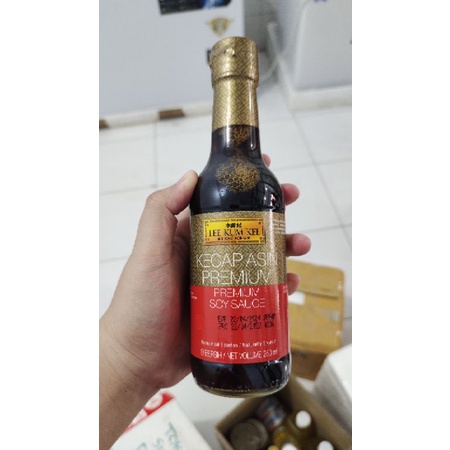 

Kecap Asin Premium Soy Sauce Lee Kum Kee 250ml 500ml