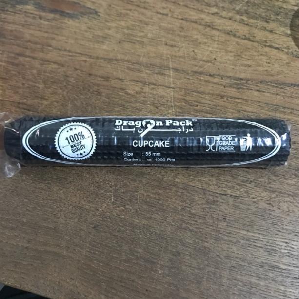 

9.9 Brand Cake Cases Hitam Ukuran 5.5mm Greaseproof Paper isi 1000lembar