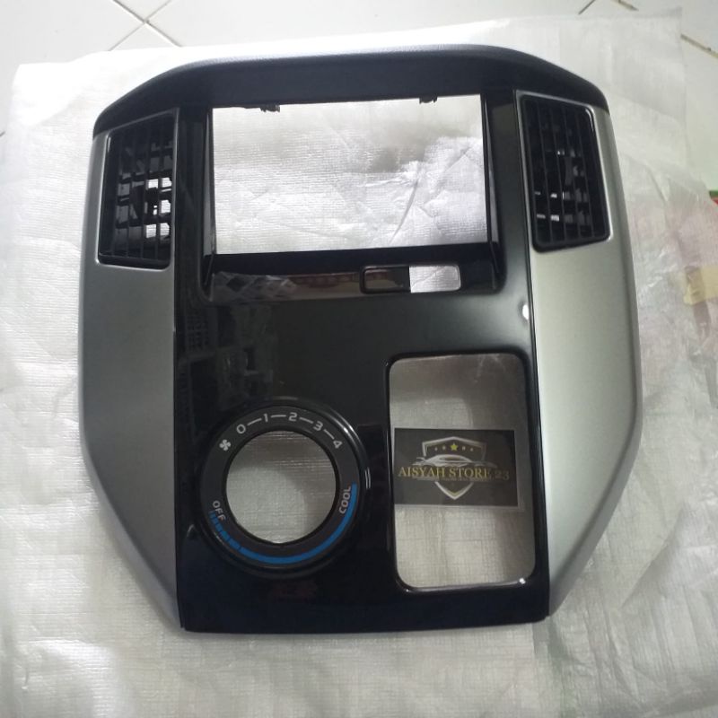 frame panel head unit Daihatsu Luxio original