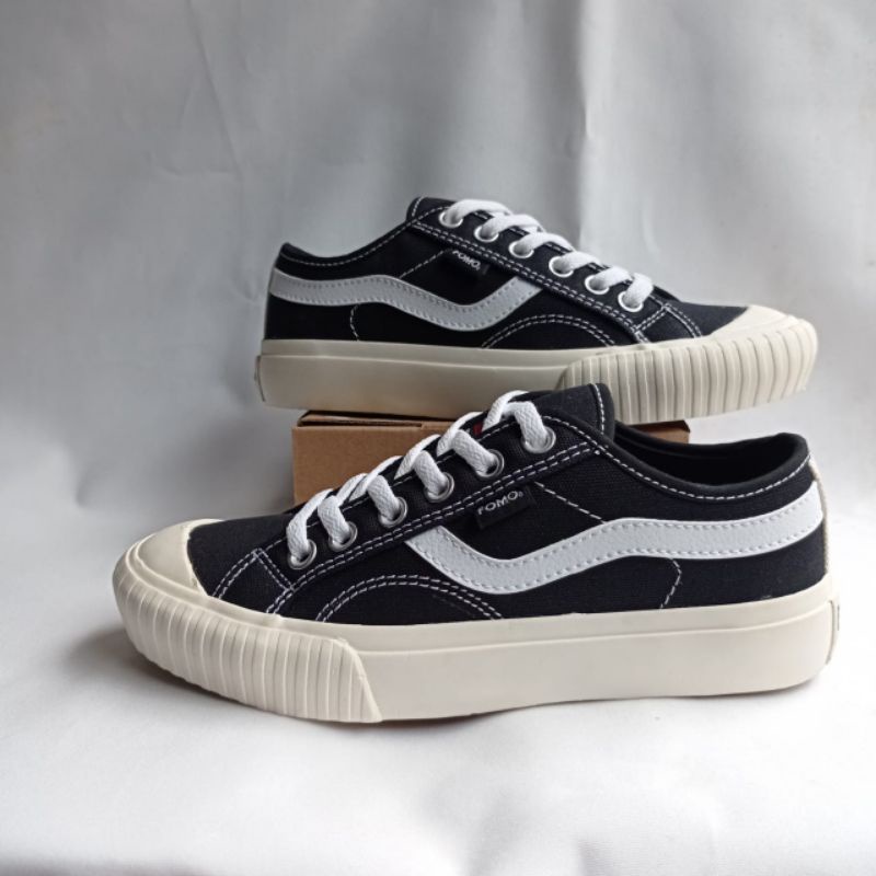 FOMO Compass North Urban Series Classic Series - Sepatu Lokal Vulkanis Sneakers Pria Wanita