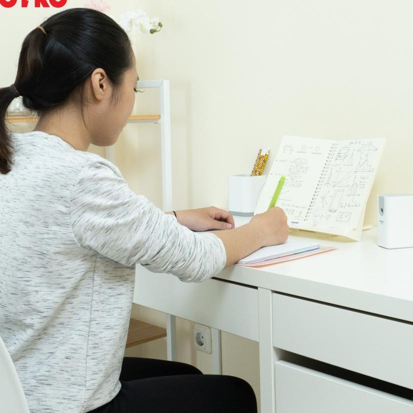 

Kejar Obral Sandaran Buku Book Holder Joyko BKHD-1