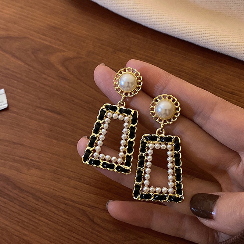 Korea Cahaya Mewah Elegan Baru Vintage Kulit Mutiara Geometris Anting Gadis