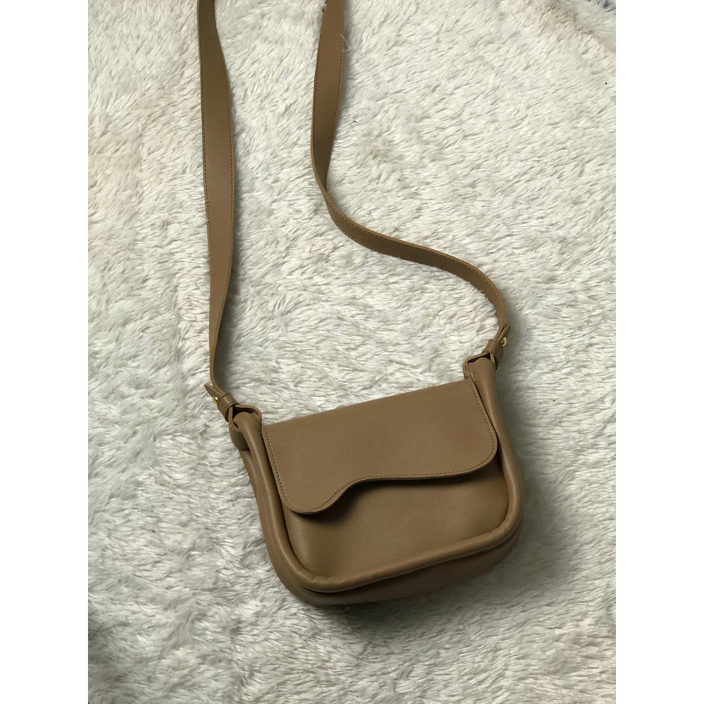 (COD) TAS SELEMPANG WANITA KOREA ALETTA - SLINGBAG SIMPLE TERBARU