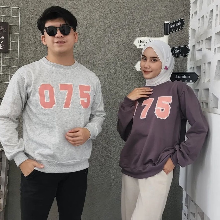 Sweater 075 Unisex Crewneck Oblong Style Casual Remaja Fleece