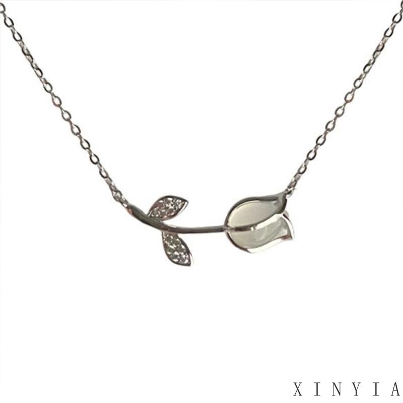 【Bayar di tempat】Tulip Kalung Perempuan Desain Niche High-end All-match Lembut Pacar Rantai Klavikula S925 Silver Titanium Steel Untuk Wanita