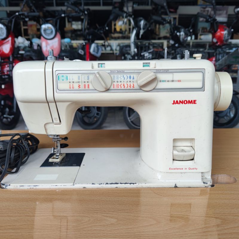 Janome Mesin Jahit Zig-zag Bekas / Second Ori LR1122