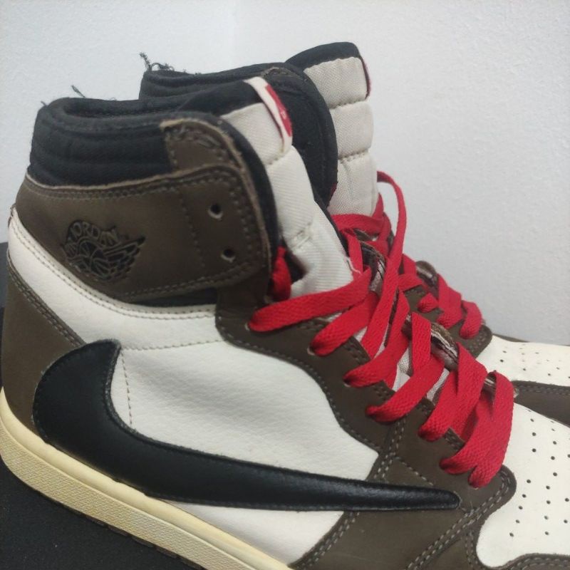 aj1 travis high