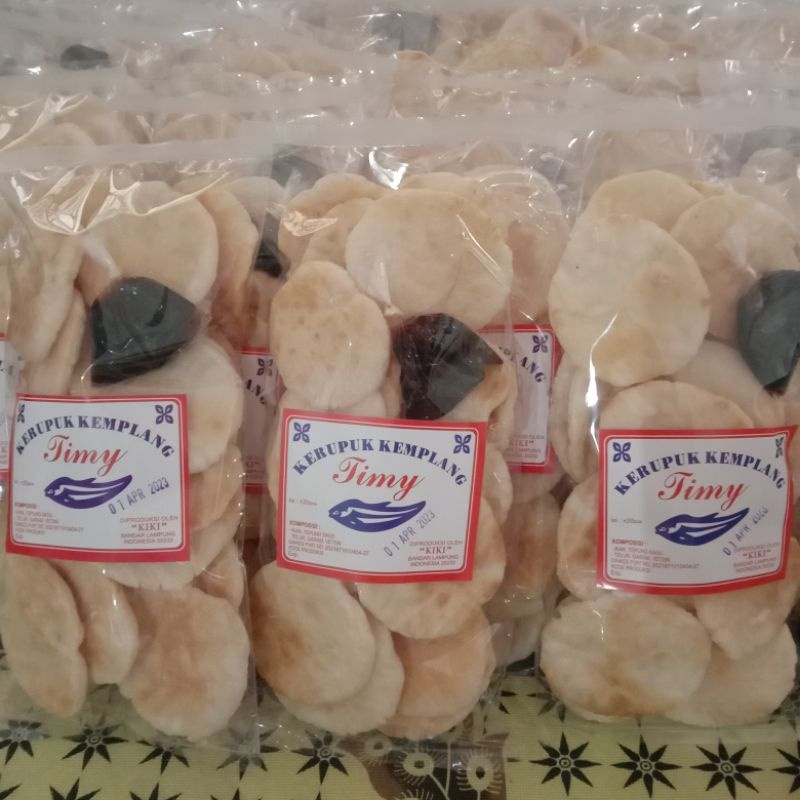 

KERUPUK KEMPLANG TIMY ENAK DAN GURIH
