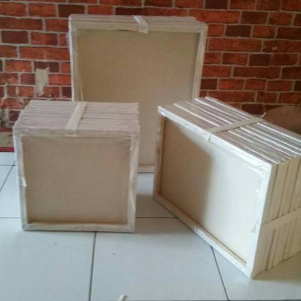 

⇪ Kanvas lukis + spanram 20x30 ☈