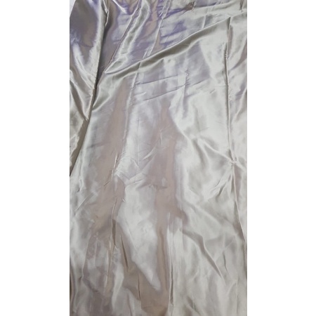 OBRAL B28 KAIN SATEN  WARNA GOLD MUDA HALUS LEMBUT / DALAMAN BAJU DALAMAN TAS / KAIN BUAT KANTONG/ K