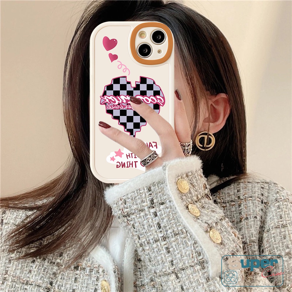 IPHONE Casing Ponsel Couple Cocok Untuk Iphone11 13 12 14 Pro Max7 8 6 6s Plus 14Plus XR X XS MAX SE 2020lucu Smile Love Hati Papan Catur Soft TPU Back Cover
