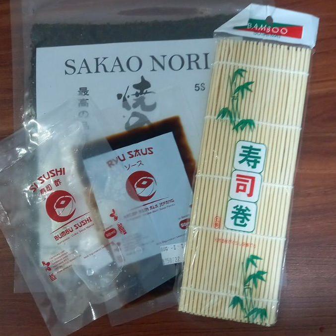 

FREE ONGKIR!Nori sushi + Cuka Sushi + SHOYU+ roller mat HALAL|RA6