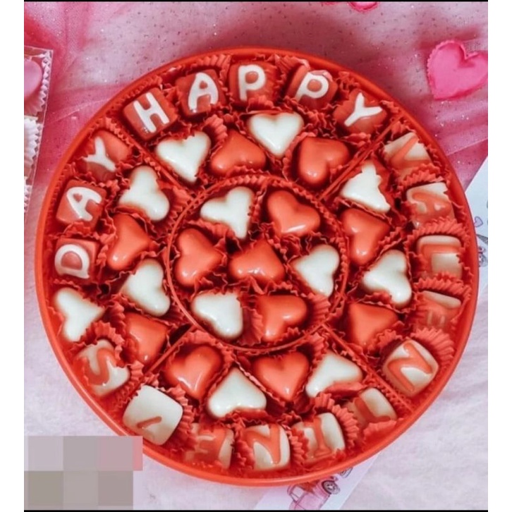 

cokelat praline spesial valentine tray 5