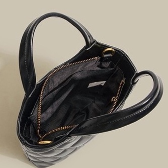 shoulder bag wanita tas selempang tas bahu wanita hand bag tas kulit wanita tas import wanita tas wanita kekinian tas kondangan wanita tas fashion wanita crossbody bag tas wanita murah tas make up 210