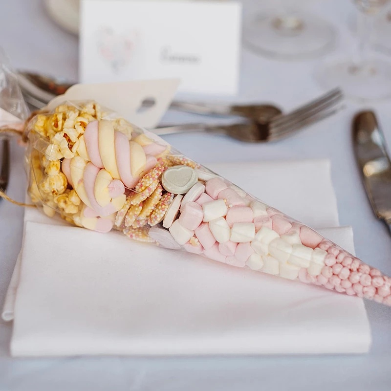 50 Pcs/Lot DIY Candy Bag Bening Cellophane Packing Bag Pernikahan Paskah Ulang Tahun Pesta Dekorasi Sweet Cellophane Transparan Cone Penyimpanan Dengan Kantong Organza