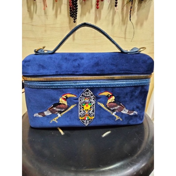 tas kecil bordir tameng Kalimantan/burung enggang/handmade Kalimantan