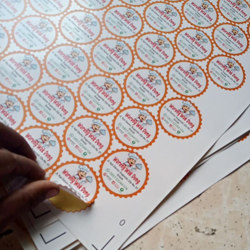 

STIKER PRODUK LABEL KEMASAN UKURAN A3 PRINT CUTTING MODEL BEBAS