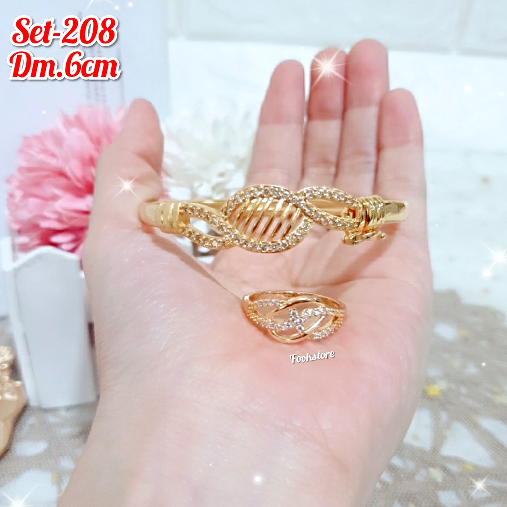 SET GELANG WANITA GRATIS CINCIN / ANTING KITTY CANTIK