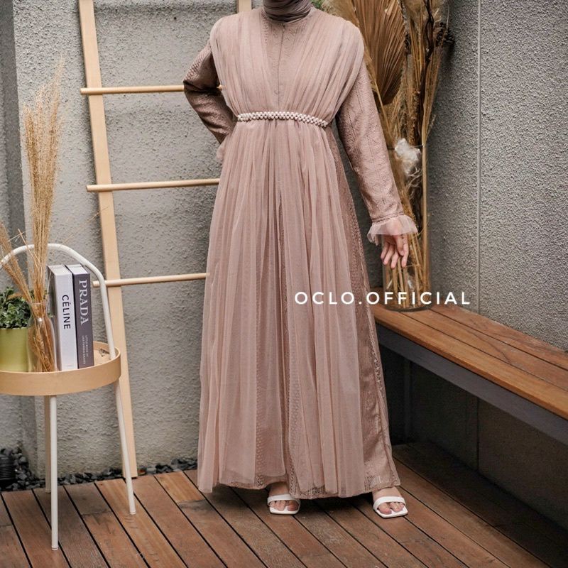 Rallicia Dress by Oclo