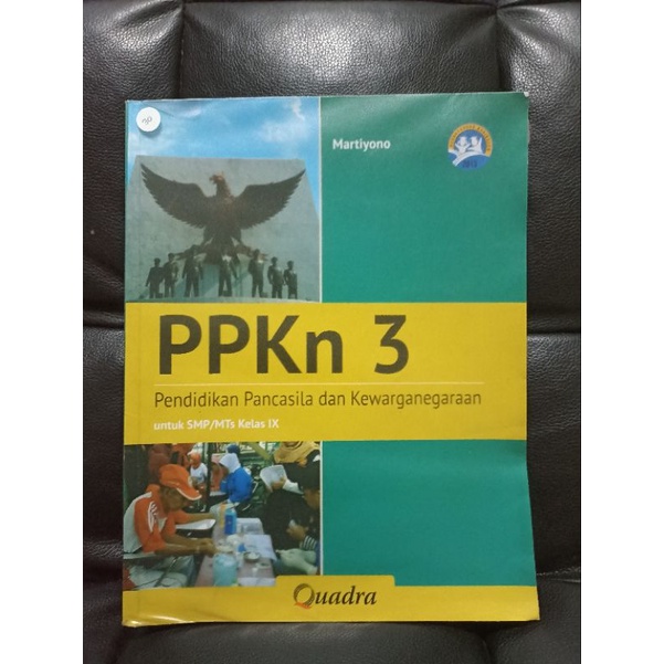 Buku PPKN 3 kelas 7 SMP - Quadra