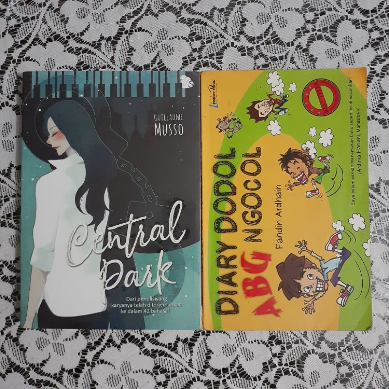 Novel Central Park Bonus Diary Dodol ABG Ngocol