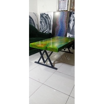 Meja resin coffe table