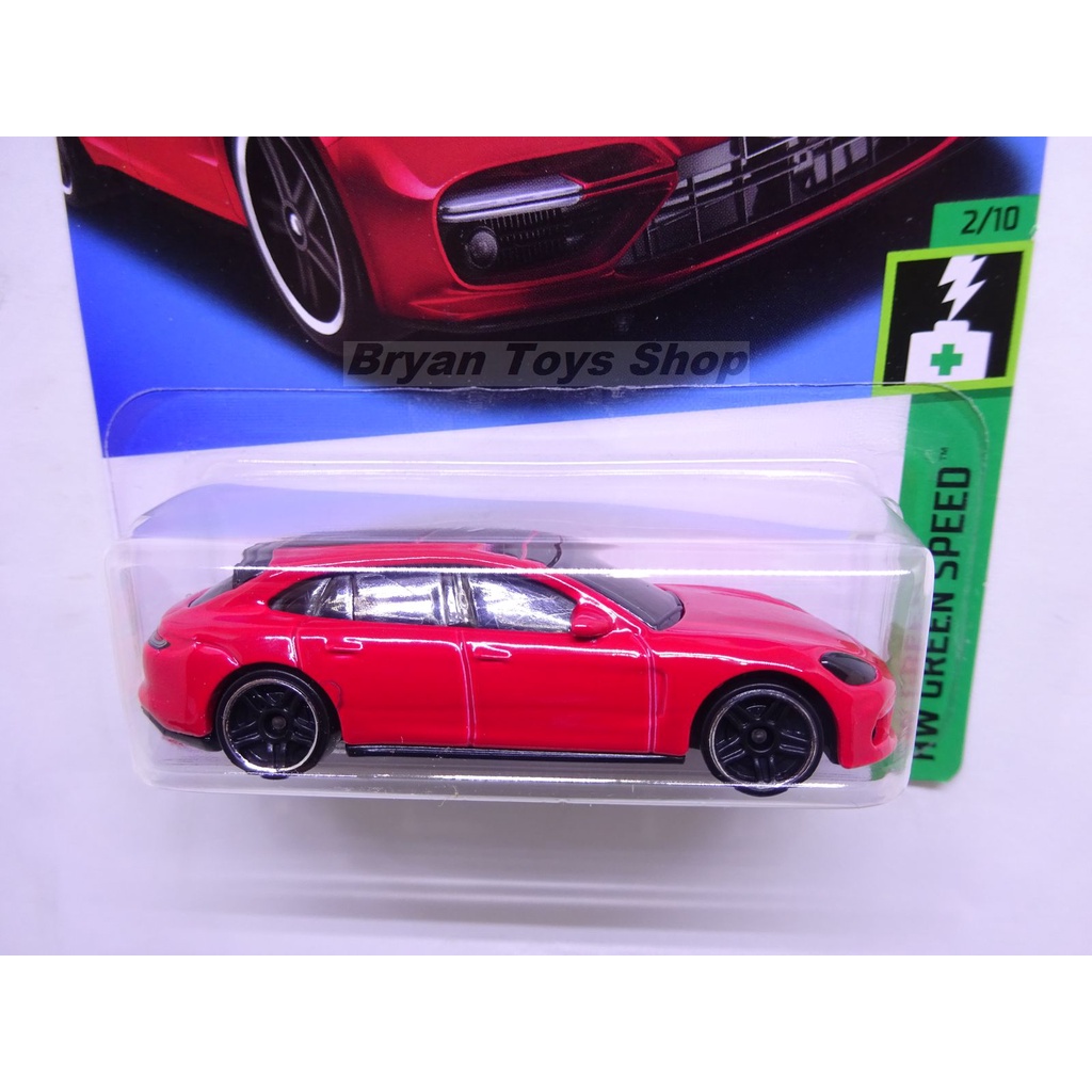 Hot Wheels Porsche Panamera Turbo S E-Hybrid Sport Turismo Merah