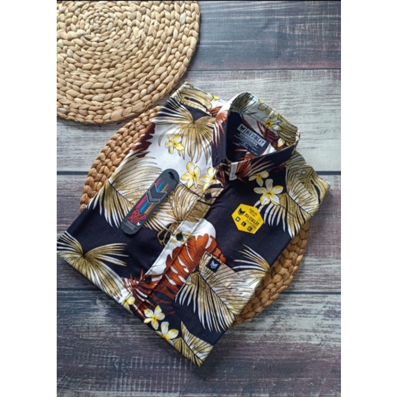 OBRAL JUAL RUGI ..!!! Kemeja Surfing Lengan Pendek Fullprint Pantai Motif Formal Kantor Premium