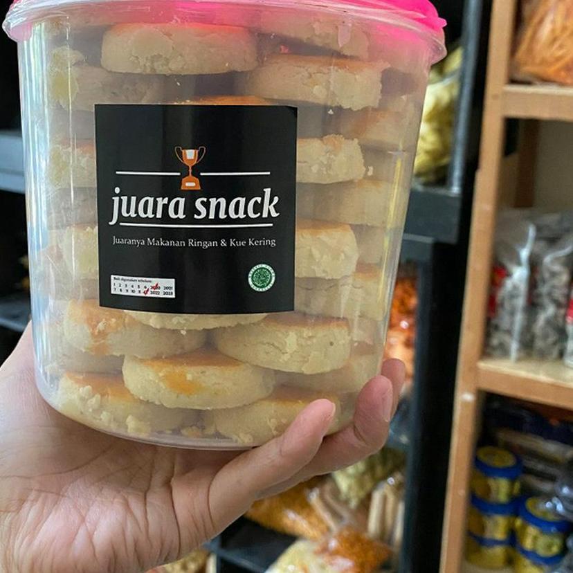

Quality Control✅Juara Snack - Kue Kacang Toples Isi 65pcs / 1kg|KD9