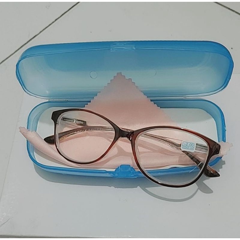 Kacamata Minus Cat Eye Frame Wanna Transparant  Free Box dan Lap ZC246MN