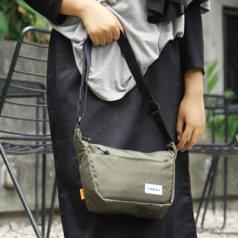 Tas selempang pria wanita - Slingbag Fansy Oricon