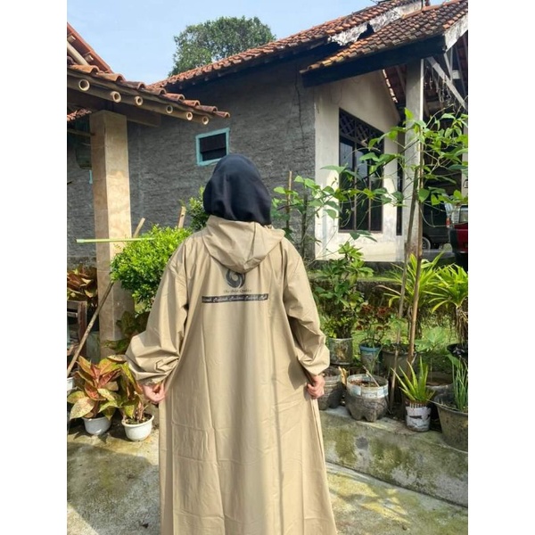 Jas Hujan Gamis Muslimah Anti Air Raincoat Syar'i