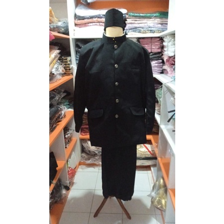 satu set basofi muslim polos