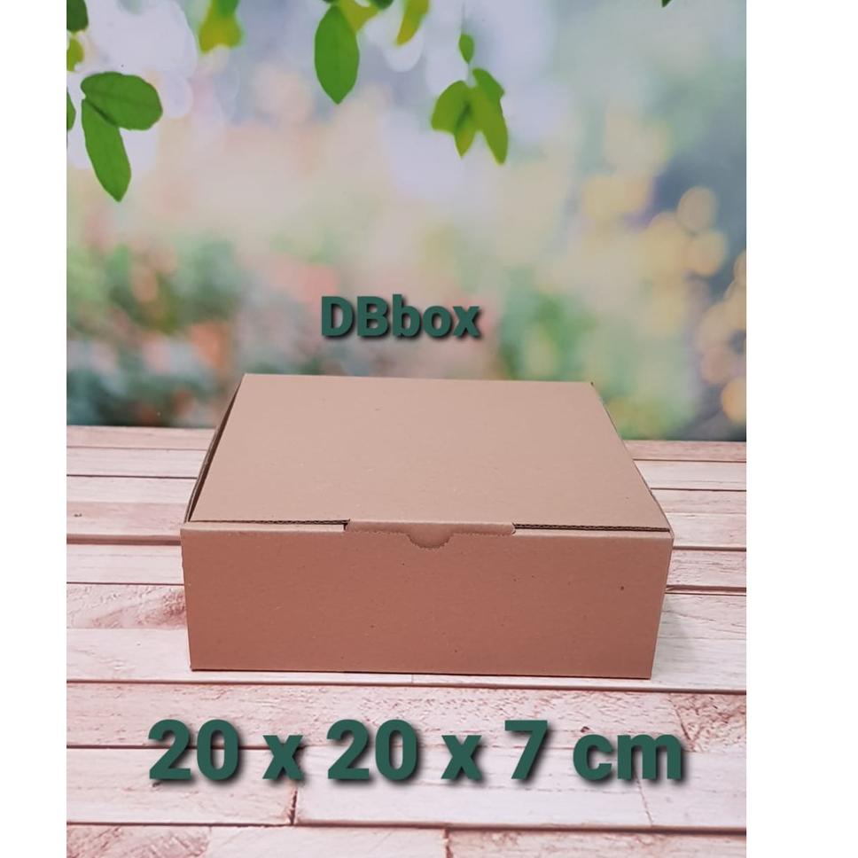 

❂❂❂ ( 10 pcs )Kardus 20x20x7 cm...Die Cut untuk kotak Aksesoris dll, model box pizza