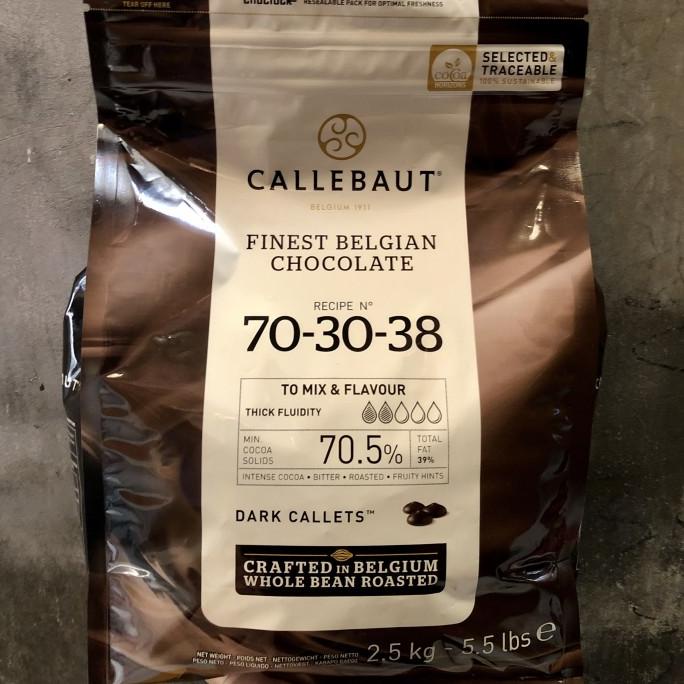 

CJ 2,5 KG Chocolate Callebaut 70% / Callebaut Chocolate 70% 2,5 KG