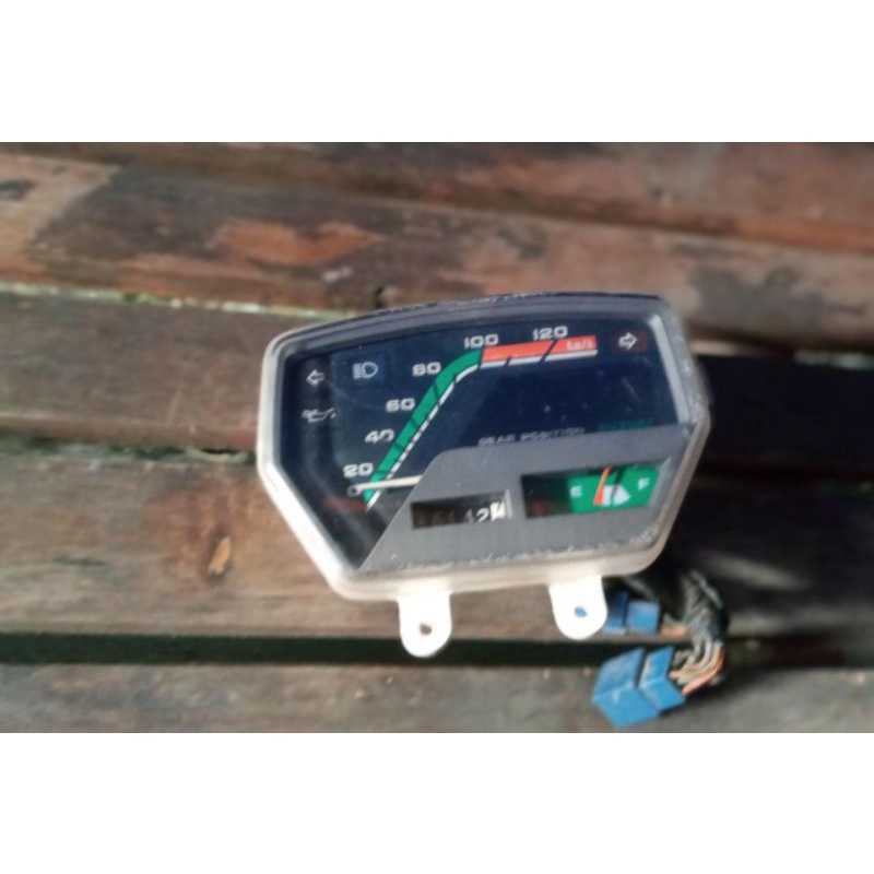 Spedometer Suzuki RC 100 original spidometer RC 100 bravo spedo bravo