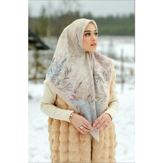 Buttonscarves x Disney Frozen series warna Almond Voal XL/Syar'i New With Tag